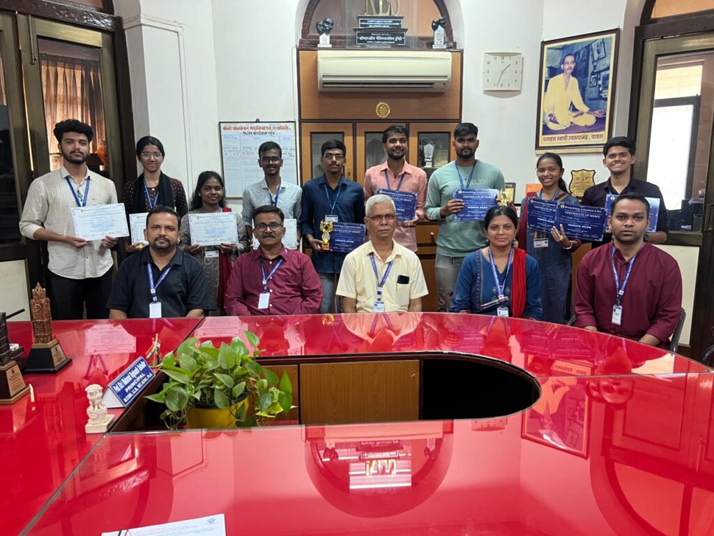 गोगटे जोगळेकर स्वायत्त महाविद्यालयाच्या विद्यार्थ्यांनी नॉएसिस इव्हेंट २०२५ मध्ये चमकदार कामगिरी