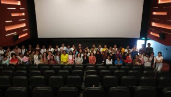 कुर्ला टू वेंगुर्ला चित्रपट स्कीनिंग