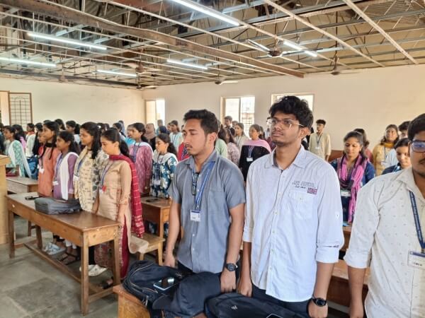 राष्ट्रीय गीत 'वंदे मातरम्' सामूहिक गायन
