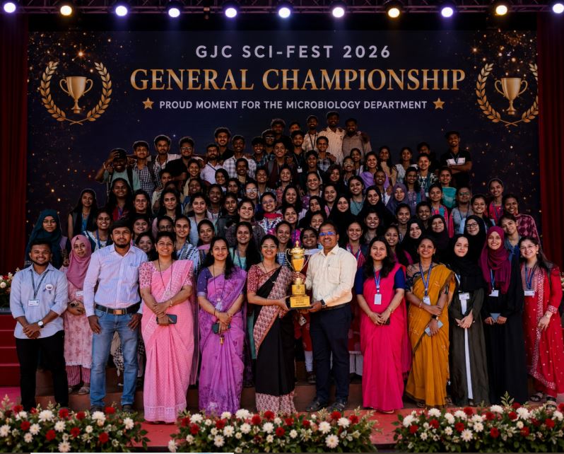 Group photo of Sci-Fest winning moment